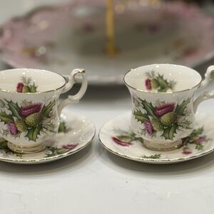 2 Royal Albert Thistle Tea Cup and Saucer Set